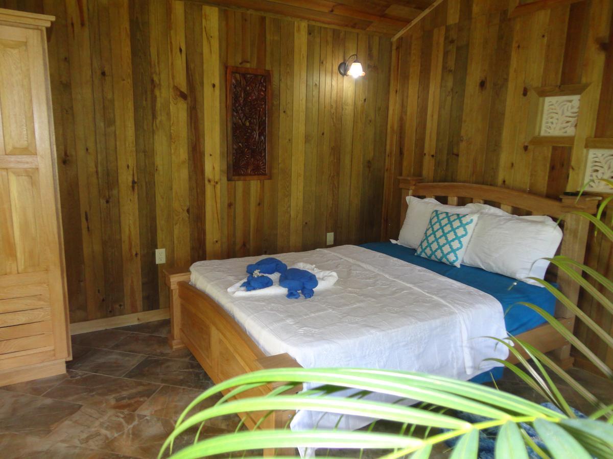J And H Garden Cabinas Бокас-дель-Торо Экстерьер фото